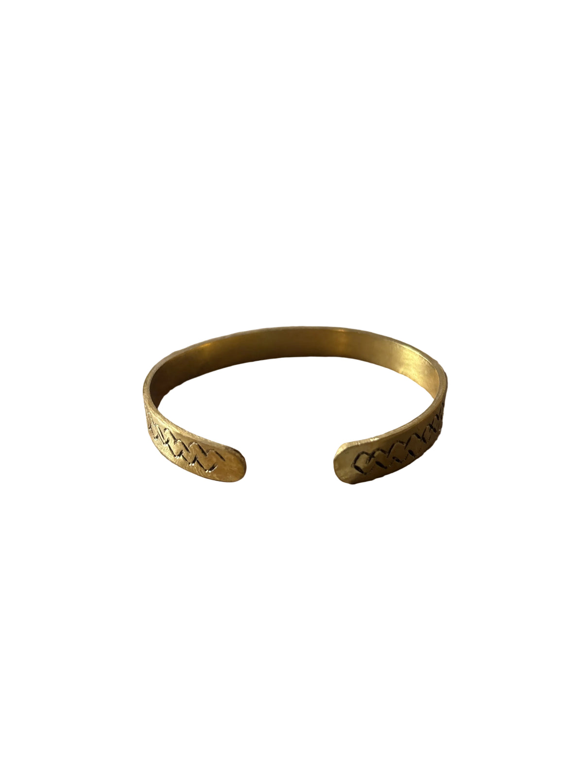 Bracelet manchette en laiton doré décor zigzag — artisanat marocain fait main