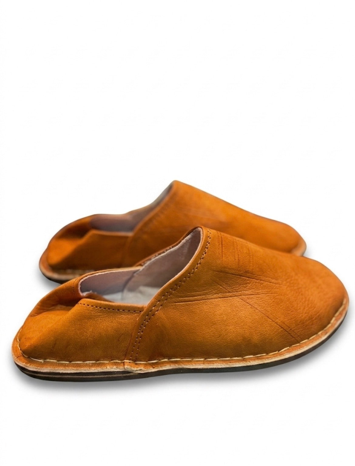 Babouche marocaine en cuir camel — chaussure artisanale fait main au Maroc