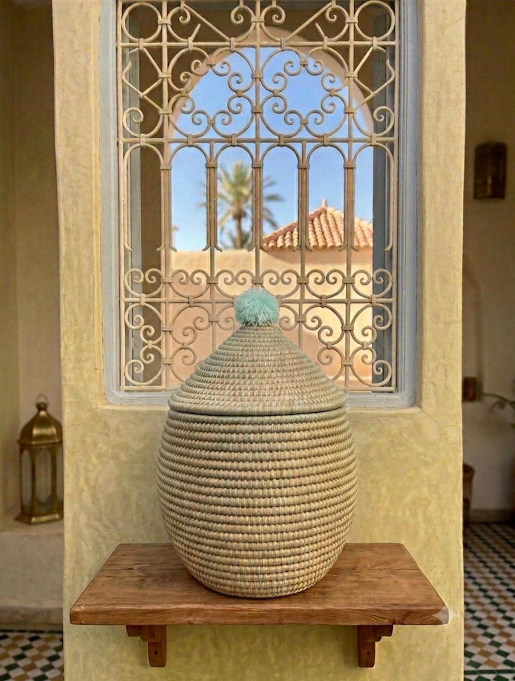 Pot berbère tressé à pompon — décoration artisanale marocaine, fait main au Maroc