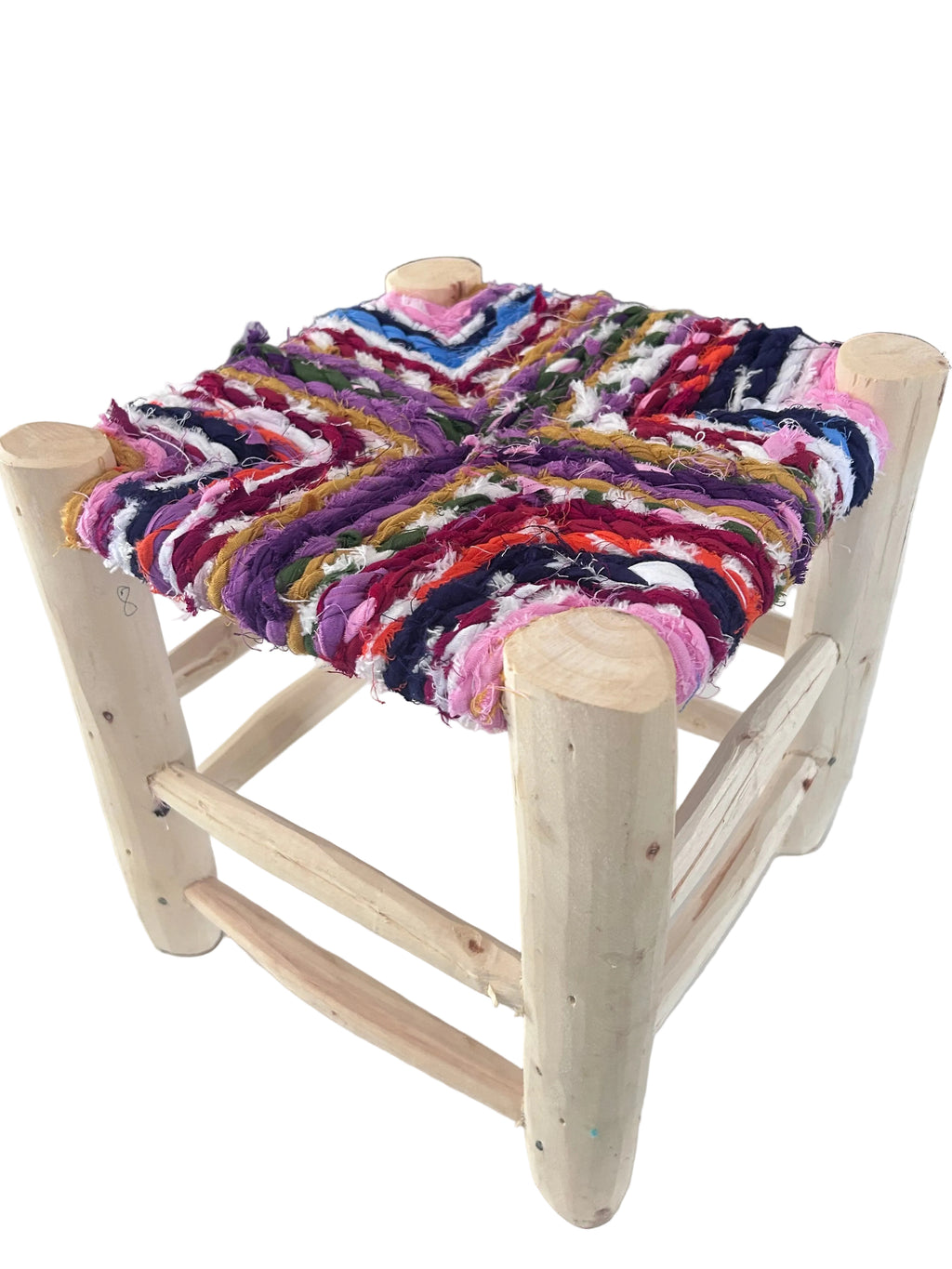 Tabouret en bois d'eucalyptus et boucherouite — mobilier artisanal marocain fait main
