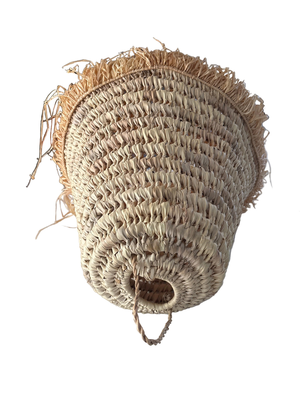 Suspension Kahina tressée en doum et franges raphia — luminaire artisanal marocain, fait main au Maroc