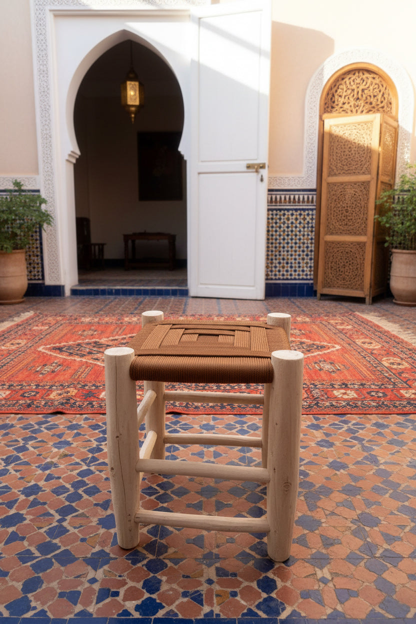 Tabouret en bois d'eucalyptus et cordes de nylon — mobilier artisanal marocain fait main