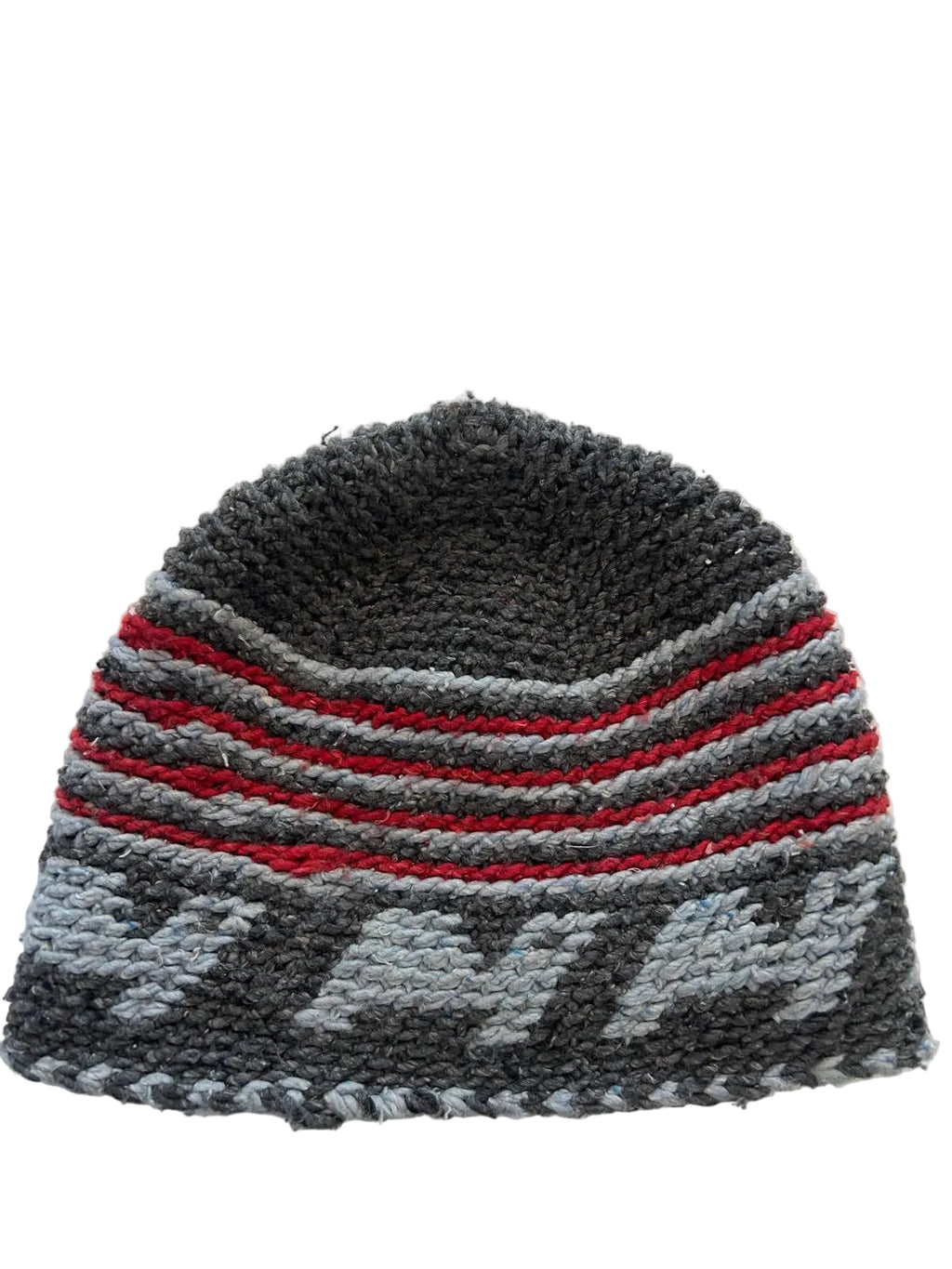 Bonnet tricoté artisanal en laine gris et rouge — fait main au Maroc