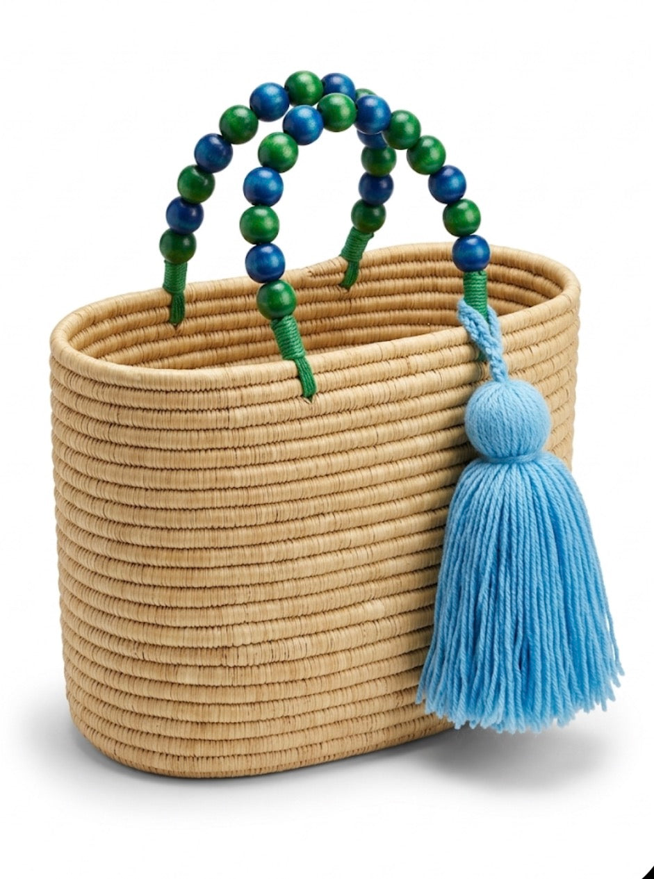 Sac Amira en raphia tressé & perles bleues-vertes — pièce unique artisanale, fait main au Maroc