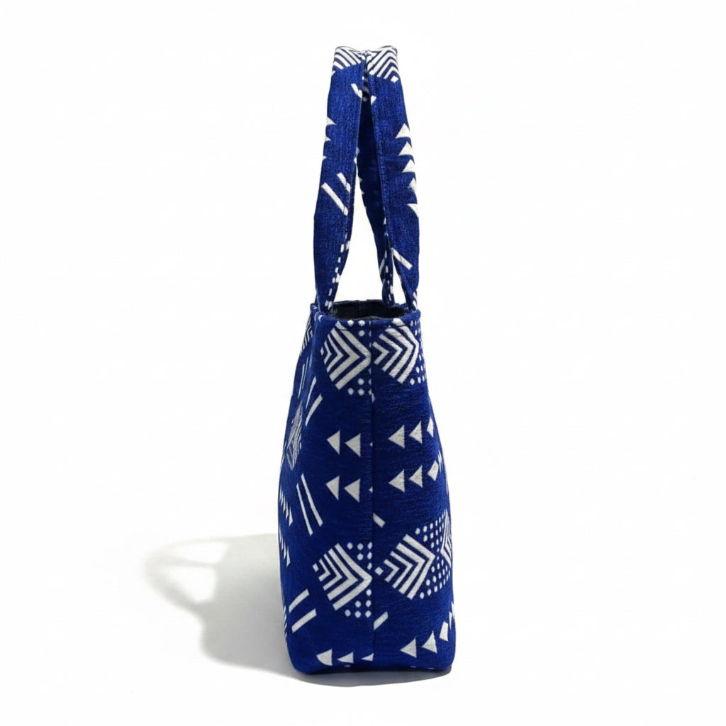 Tote bag en velours artisanal bleu et blanc — fait main Maroc