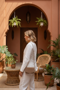 Sac à main en cuir artisanal marocain Sophia — coloris beige pièce unique, fait main au Maroc