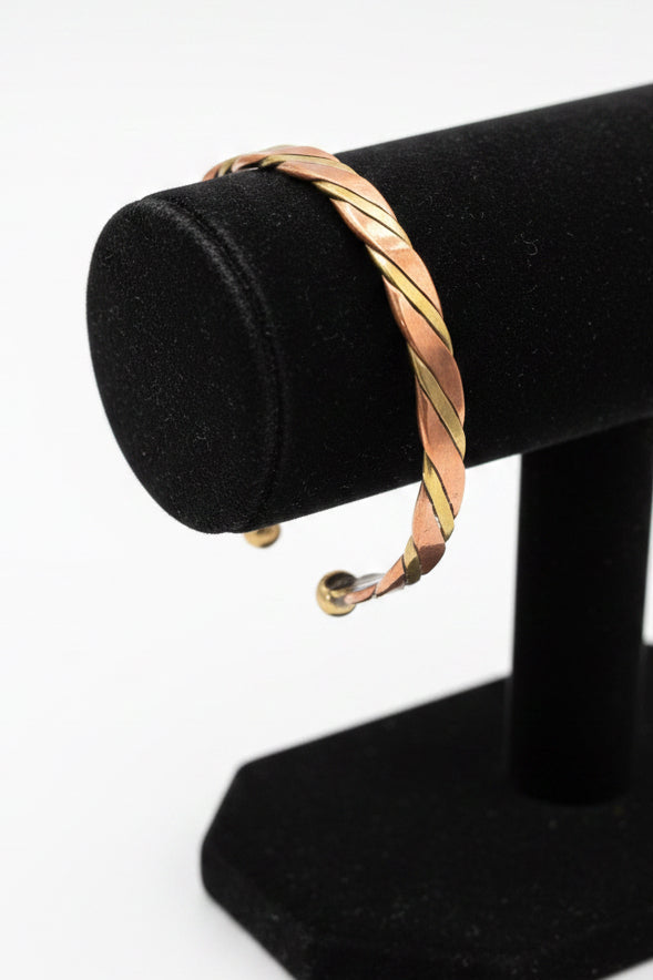 Bracelet en cuivre artisanal — soulage rhumatismes et douleurs articulaires — fait main Maroc