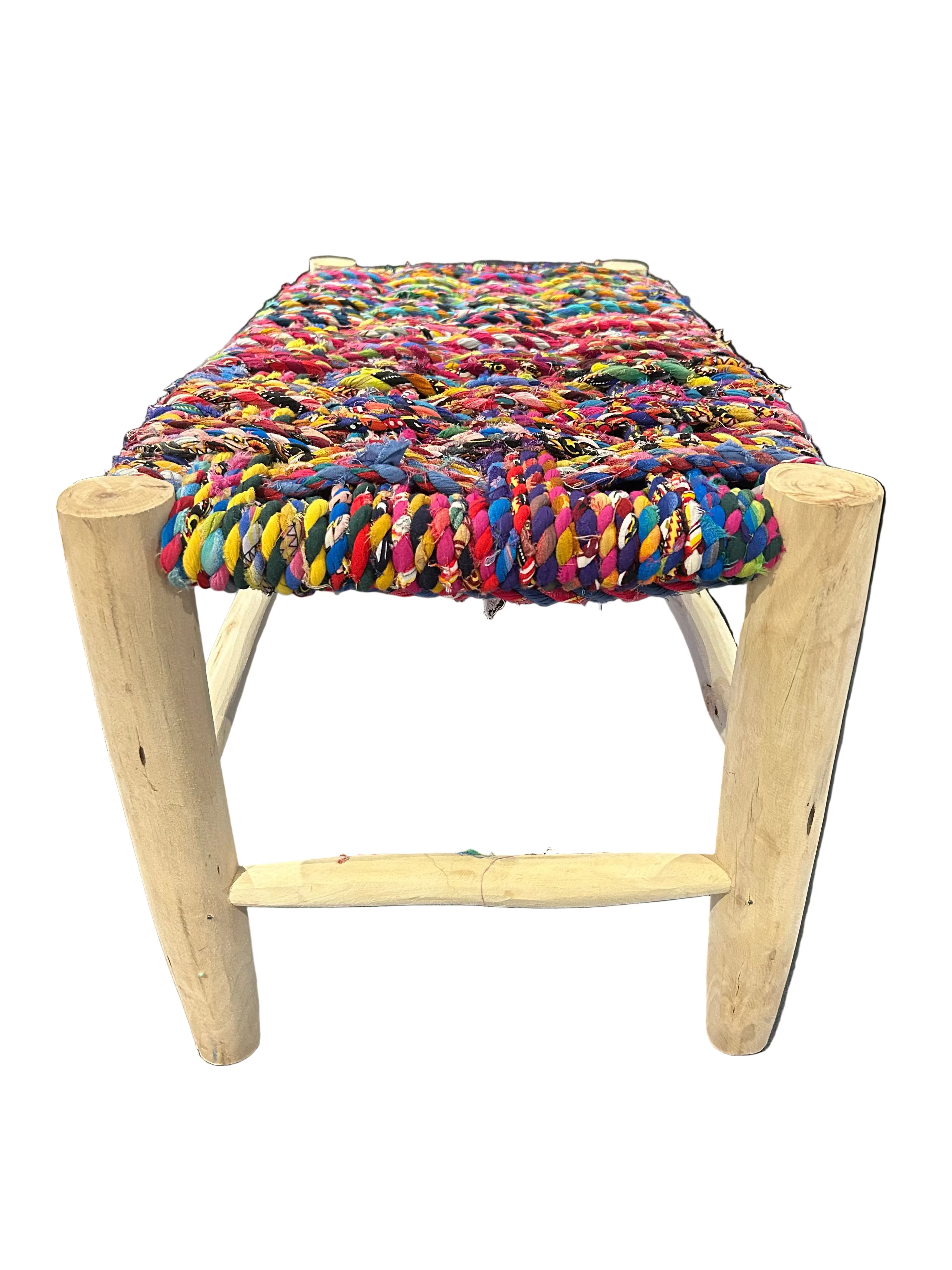 Banc en bois d'eucalyptus et boucherouite multicolore — mobilier artisanal marocain, fait main au Maroc
