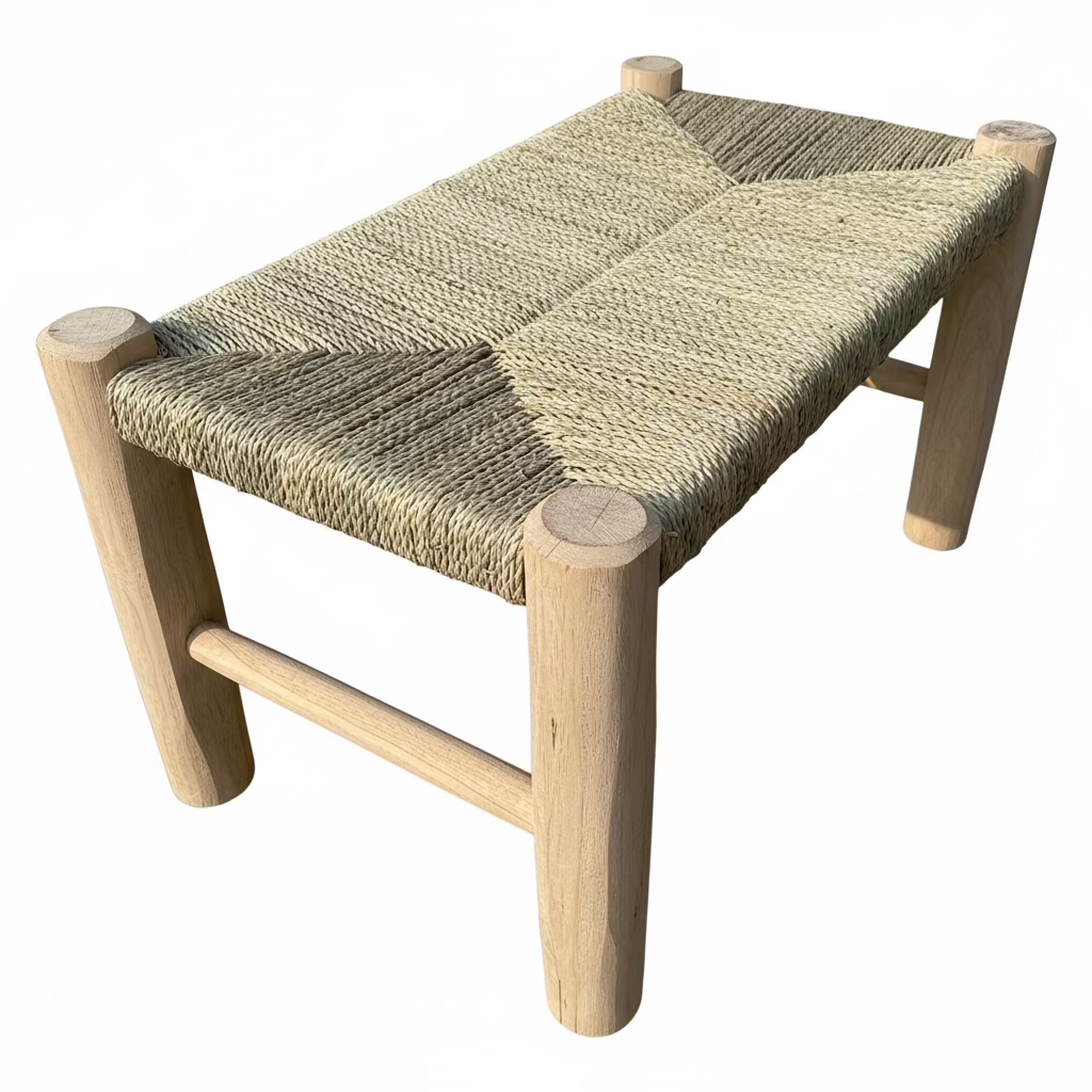 Banc en bois d'eucalyptus et doum tressé — mobilier artisanal marocain, fait main au Maroc