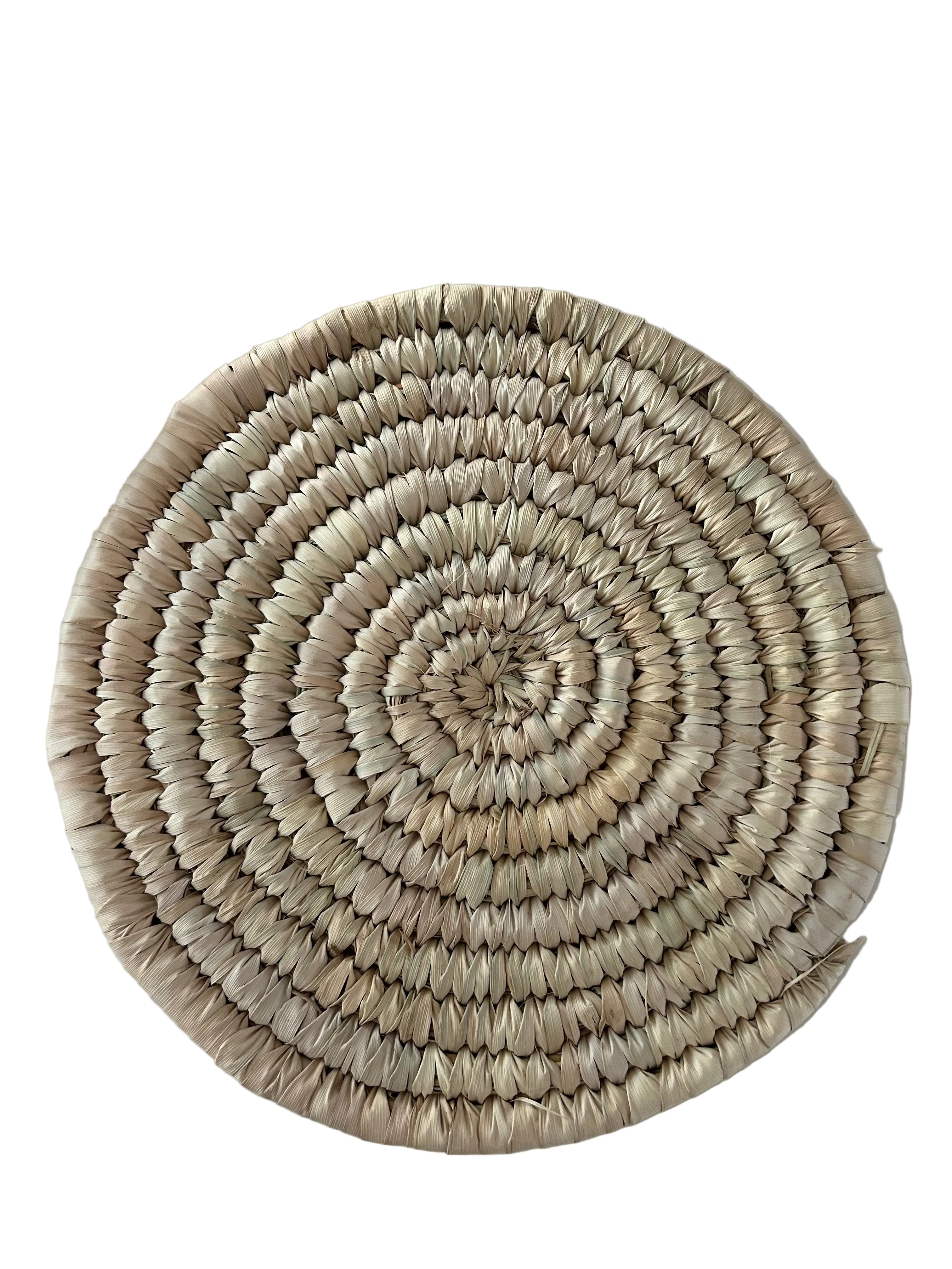 Dessous de plat tressé en fibre naturelle — fait main au Maroc