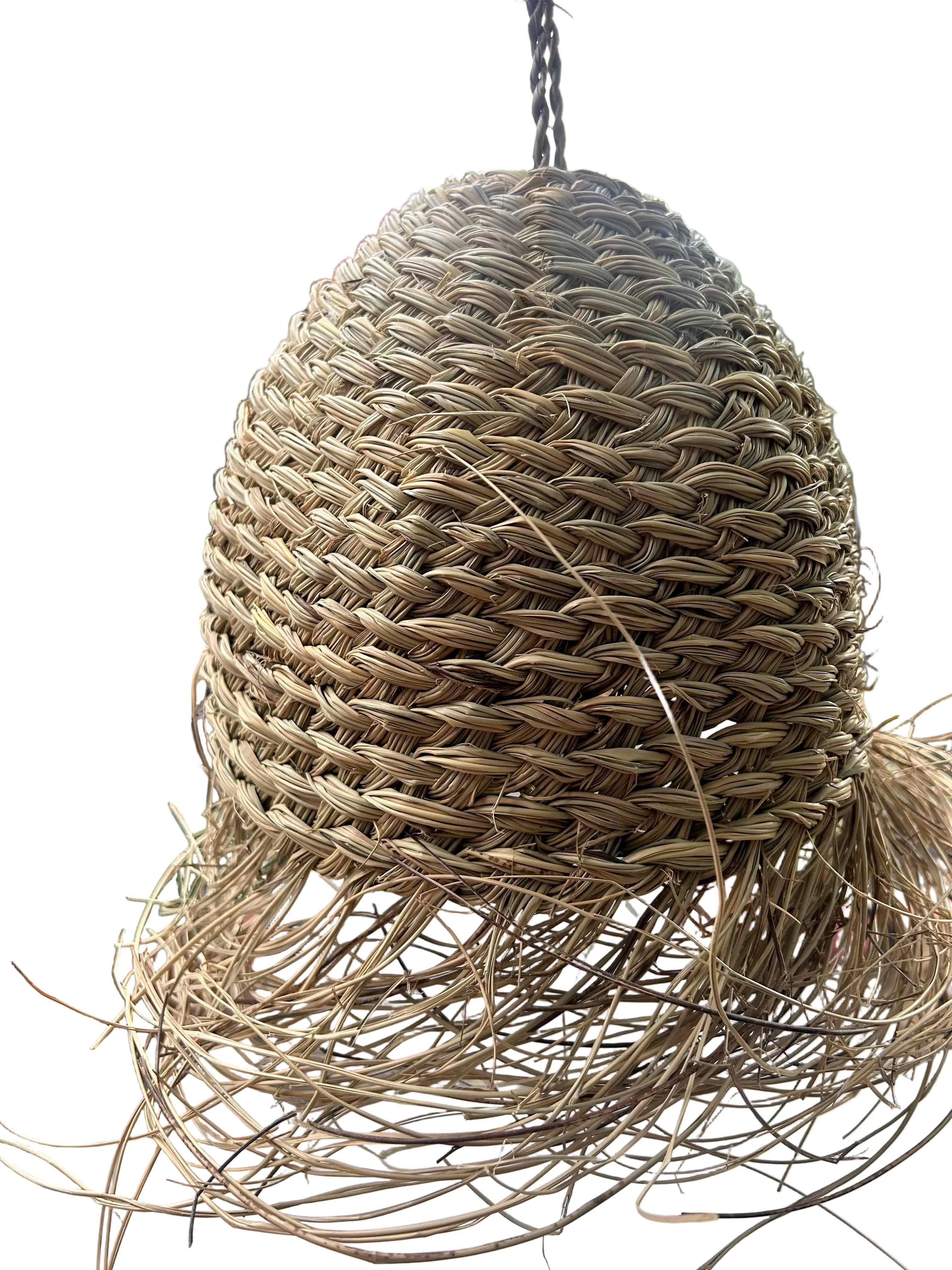 Suspension nid d'abeilles en fibre naturelle — luminaire artisanal marocain, fait main au Maroc