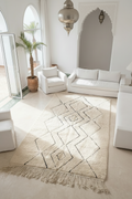 Tapis beni ourain ivoire et motifs noirs — tissé main pièce unique Maroc