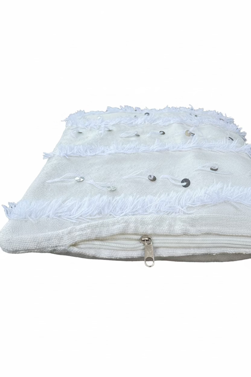 Lot de 2 housses de coussins berbères blanches — franges et sequins argentés 50 x 50 cm