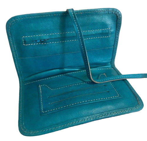 Blague à tabac en cuir bleu azur — artisanat marocain fait main