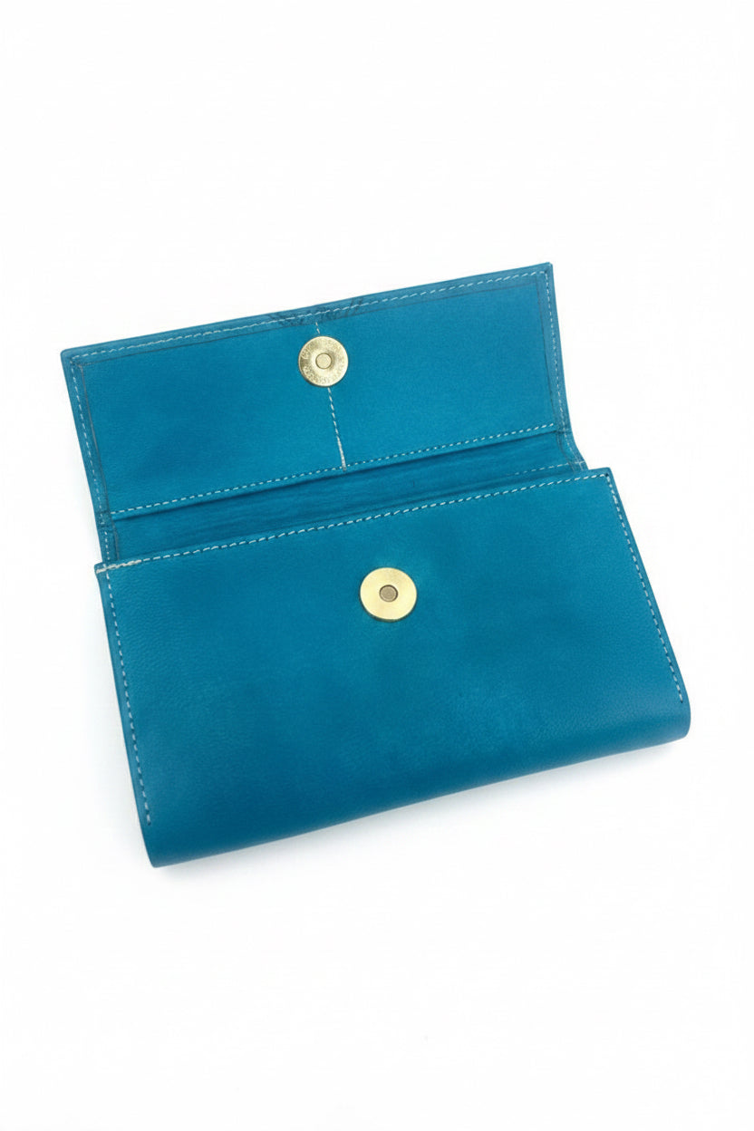 Portefeuille en cuir bleu azur — artisanat marocain fait main