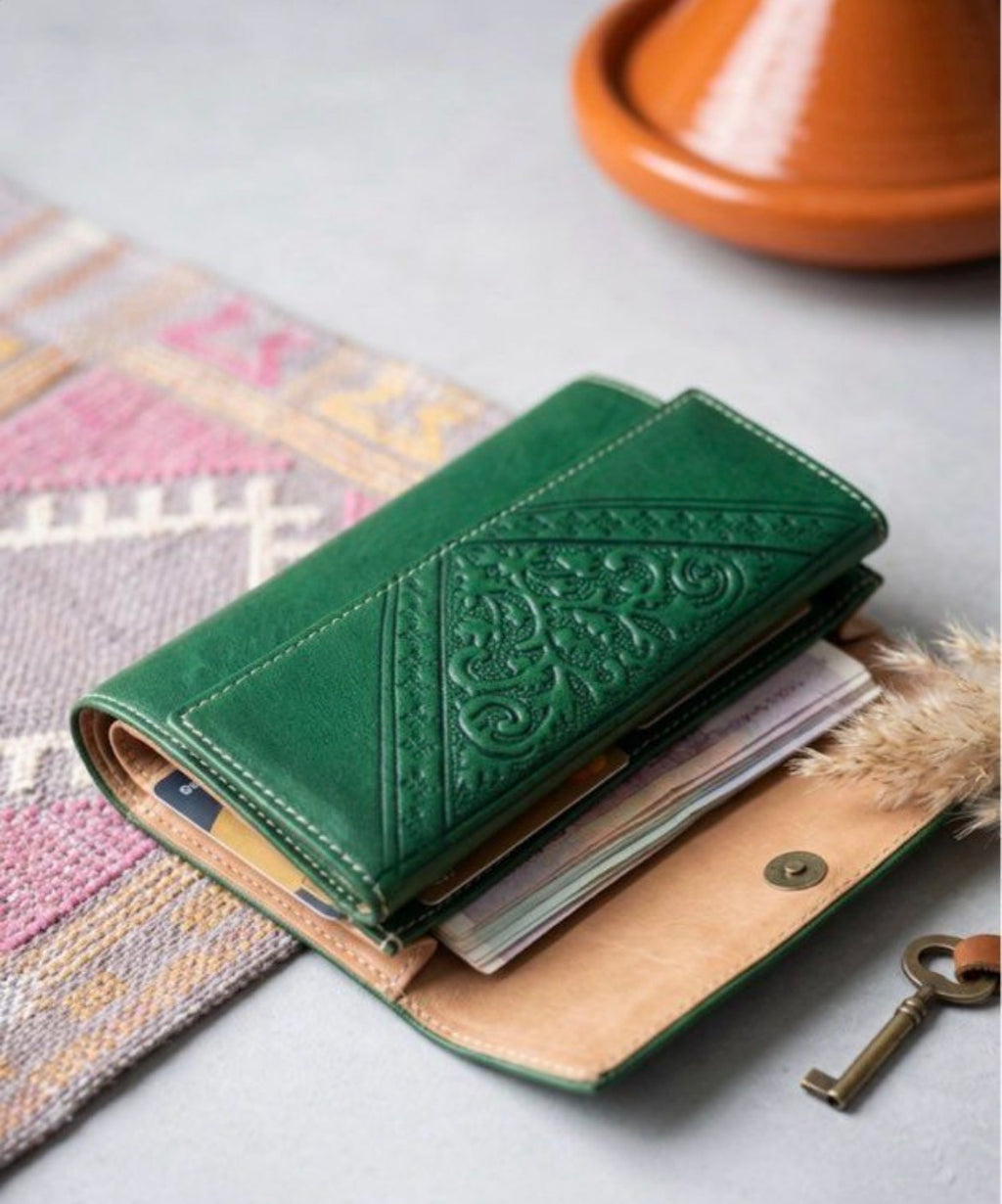 Portefeuille en cuir vert — artisanat marocain fait main