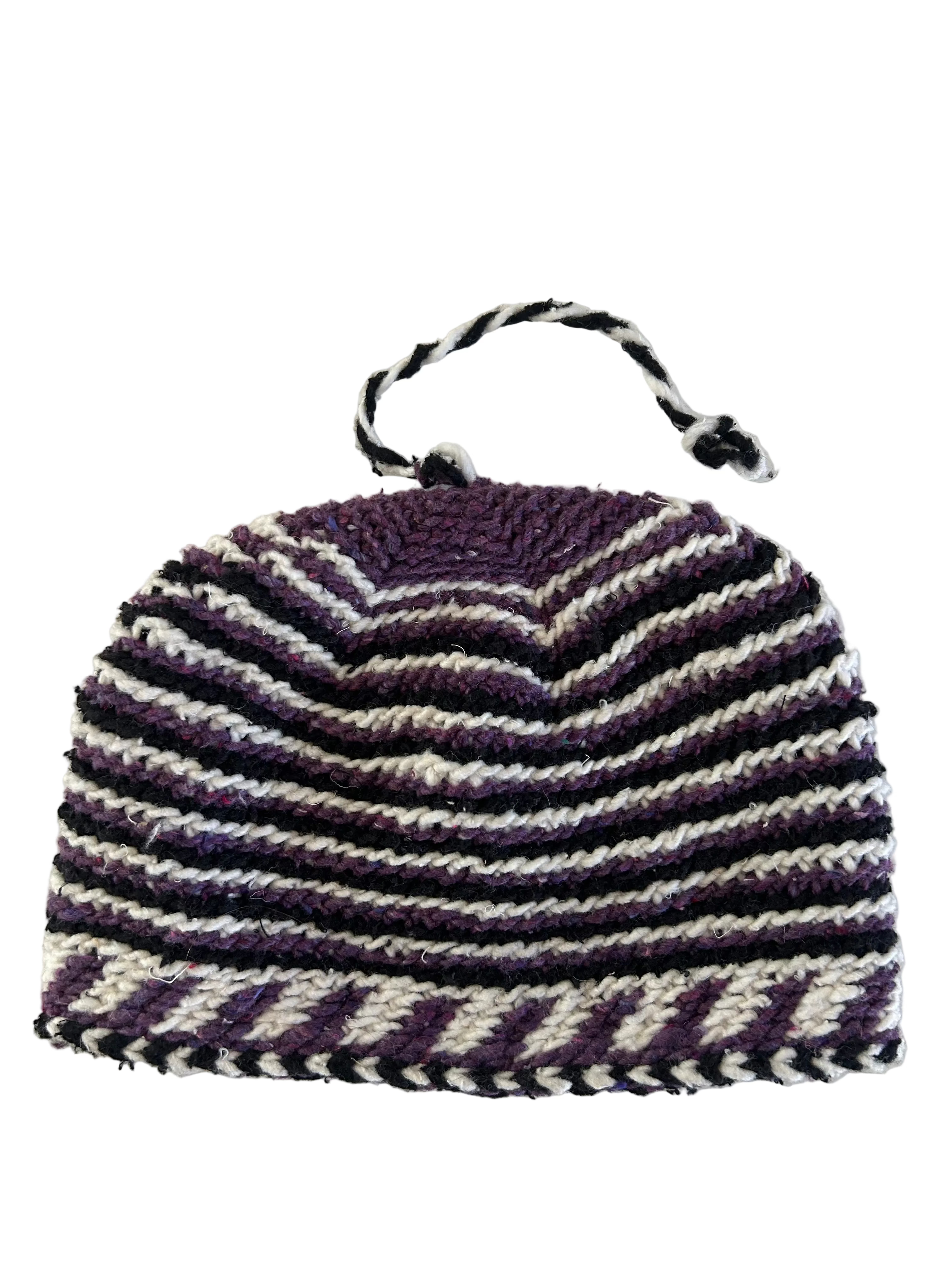 Bonnet tricoté artisanal en laine mauve et blanc — fait main au Maroc