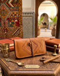 Blague à tabac en cuir camel — artisanat marocain fait main