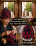 Bonnet tricoté artisanal en laine rouge et noir — fait main au Maroc