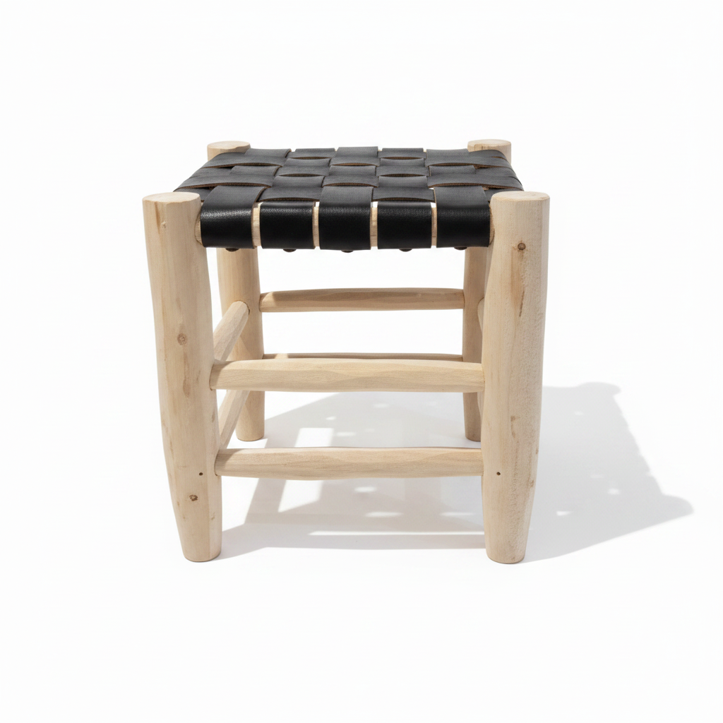 Tabouret en bois d'eucalyptus et cuir tressé — mobilier artisanal marocain fait main